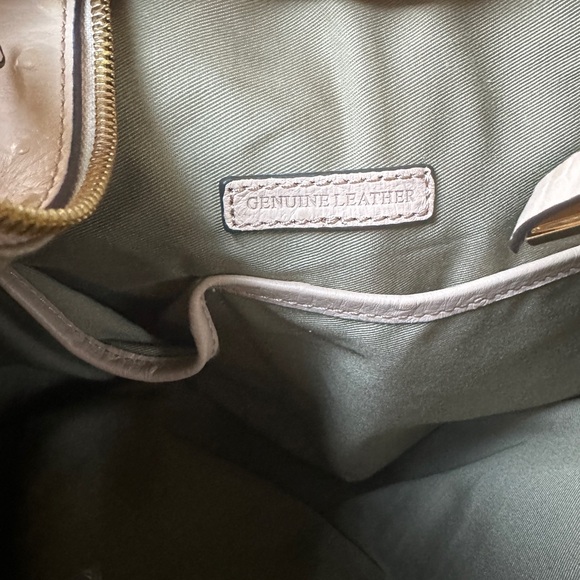 Genuine Leather bag - Picture 7 of 8